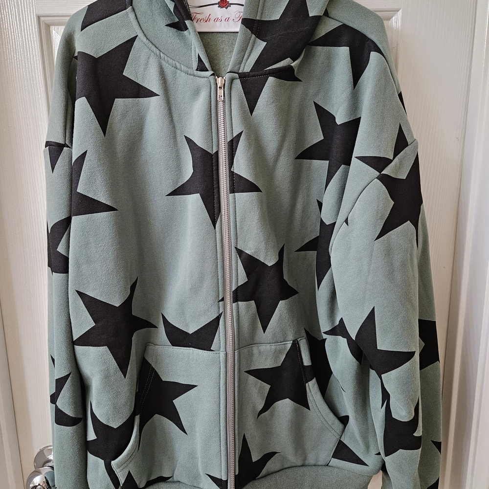 Edikted Green and Black Star Hoodie